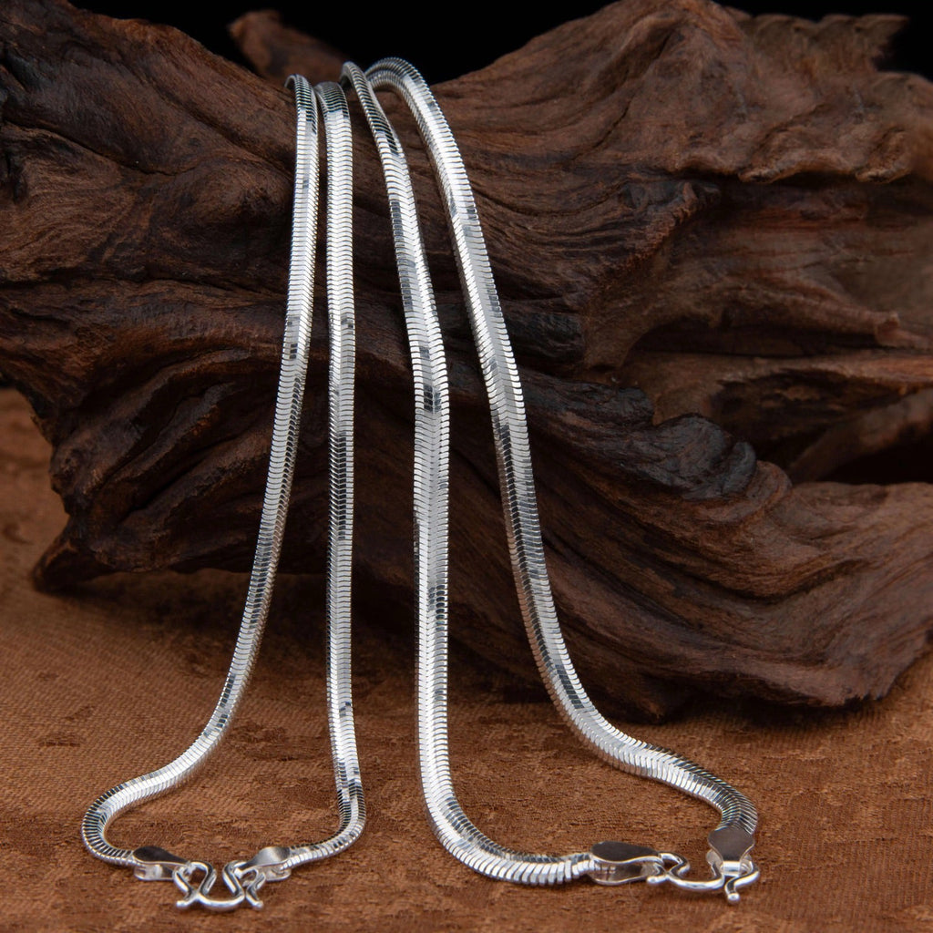 Collier chaîne serpent plat en argent sterling 999, style minimaliste chic, idéal bureau et tenues décontractées - IVOIRART.COM