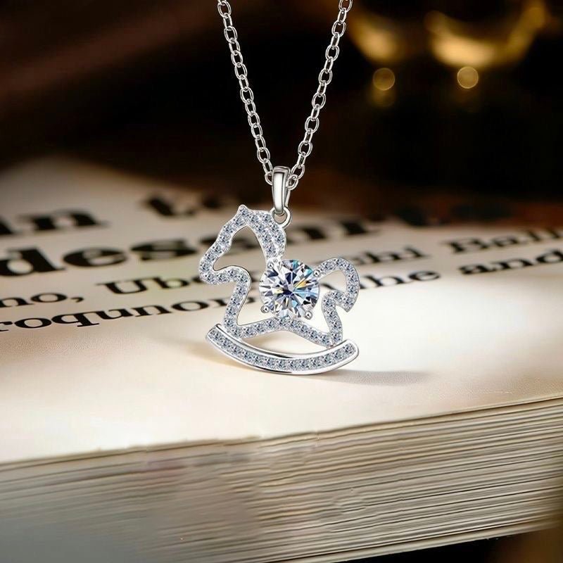 Collier Cheval à Bascule Creux en Argent Sterling 999, Élégant et Tendance, Cadeau Idéal Anniversaire et Fêtes - IVOIRART.COM