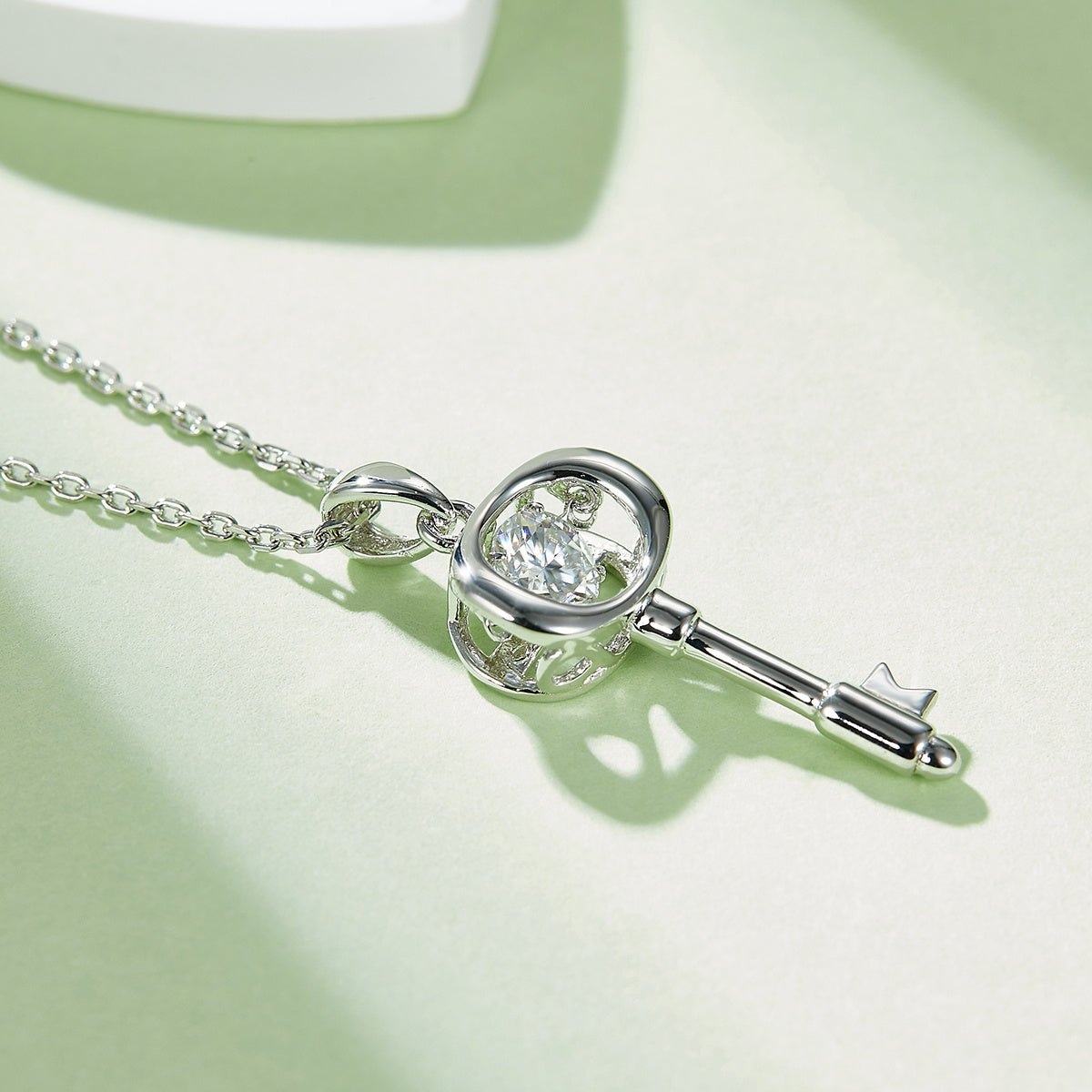 Collier Clé en Argent Sterling S925 0,5ct Moissanite Couleur D VVS1 Plaqué Platine 45cm Coffret Cadeau Certifié GRA - IVOIRART.COM