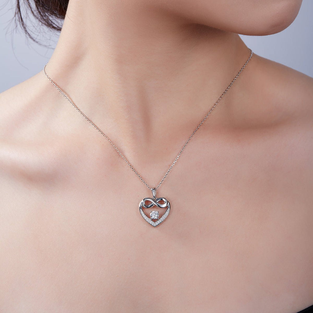 Collier Cœur Infini en Argent Sterling S925 4,8g avec Moissanite 5mm, 45cm, 17 Pierres, Certificat GRA, Plaqué Platine, Coffret Cadeau Luxe Femme - IVOIRART.COM