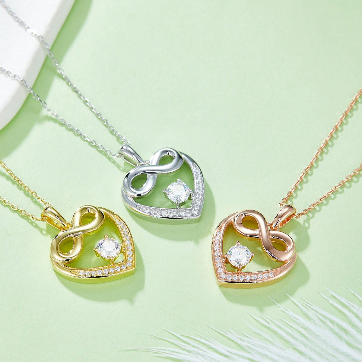 Collier Cœur Infini en Argent Sterling S925 4,8g avec Moissanite 5mm, 45cm, 17 Pierres, Certificat GRA, Plaqué Platine, Coffret Cadeau Luxe Femme - IVOIRART.COM