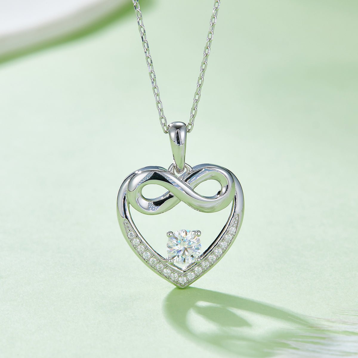 Collier Cœur Infini en Argent Sterling S925 4,8g avec Moissanite 5mm, 45cm, 17 Pierres, Certificat GRA, Plaqué Platine, Coffret Cadeau Luxe Femme - IVOIRART.COM