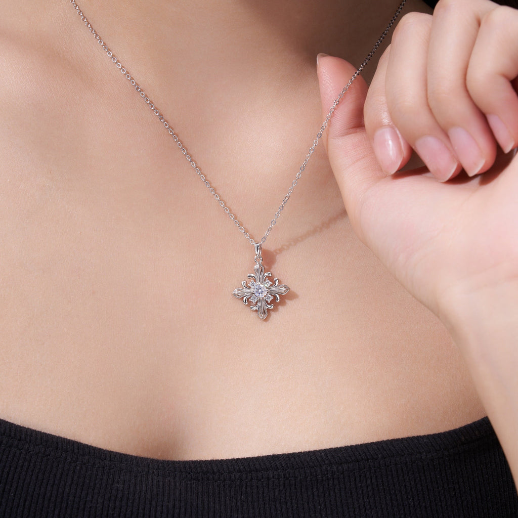 Collier Croix Fleur en Argent Sterling S925 avec Moissanite 0,3 ct D Couleur VVS1, 40 cm, Plaqué Platine, Certifié GRA avec Coffret Cadeau - IVOIRART.COM