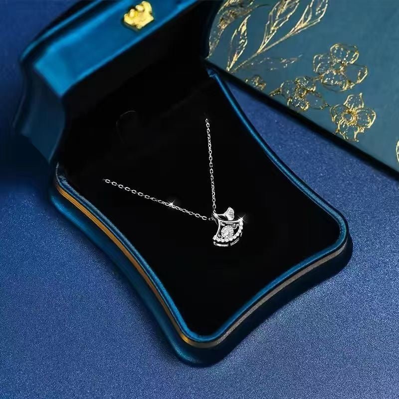 Collier en Argent Sterling 999 en Forme d'Éventail avec Zircon, Style Tendance Délicat, Cadeau Parfait pour Anniversaire et Fêtes - IVOIRART.COM