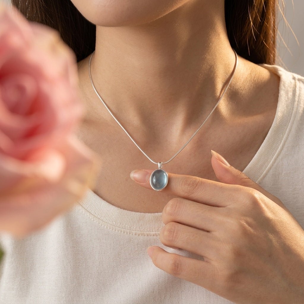 Collier en argent sterling S925 avec aigue - marine pour femme, chaîne luxueuse polyvalente à la clavicule, bijou unique et élégant - IVOIRART.COM