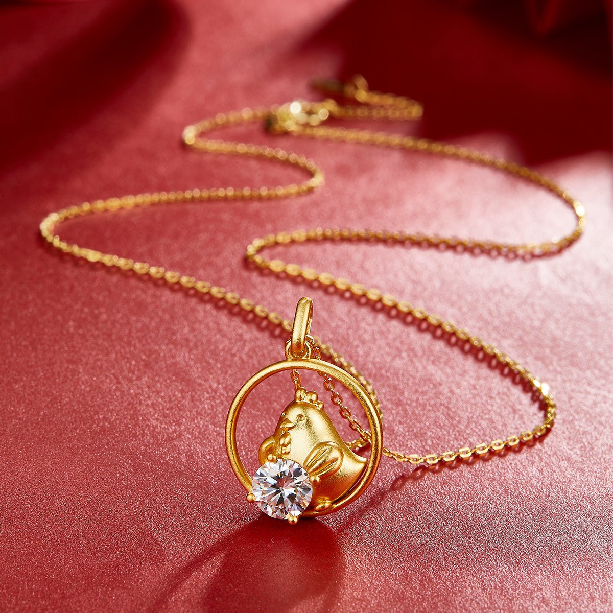 Collier en argent sterling S925 plaqué or avec moissanite 1ct D Couleur VVS1, signe astrologique Coq, poids 4,2 g, cadeau Benmingnian certifié GRA, boîte cadeau - IVOIRART.COM