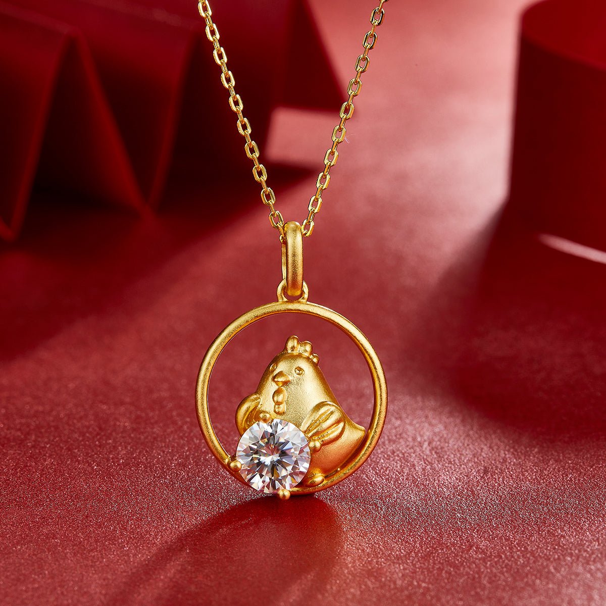 Collier en argent sterling S925 plaqué or avec moissanite 1ct D Couleur VVS1, signe astrologique Coq, poids 4,2 g, cadeau Benmingnian certifié GRA, boîte cadeau - IVOIRART.COM