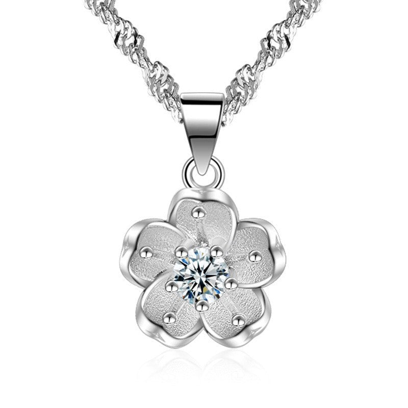 Collier Femme Pendentif Fleur de Cerisier Orné de Diamants Chaîne Claviculaire - IVOIRART.COM