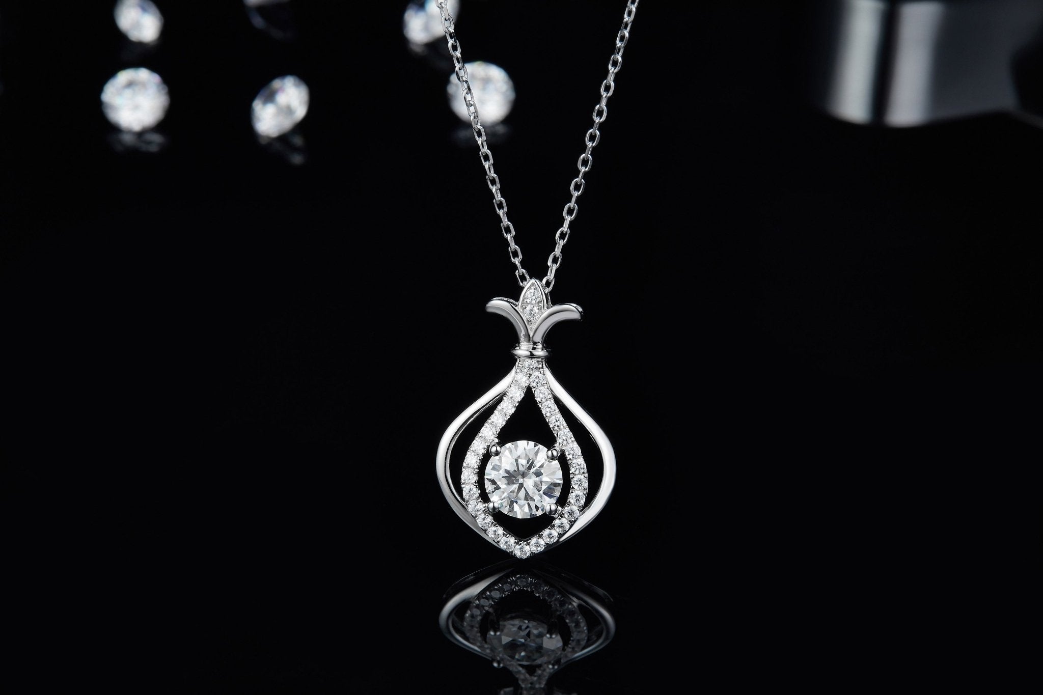 Collier goutte en argent S925 avec 1ct Moissanite D-VVS1, plaqué platine, coffret - IVOIRART.COM