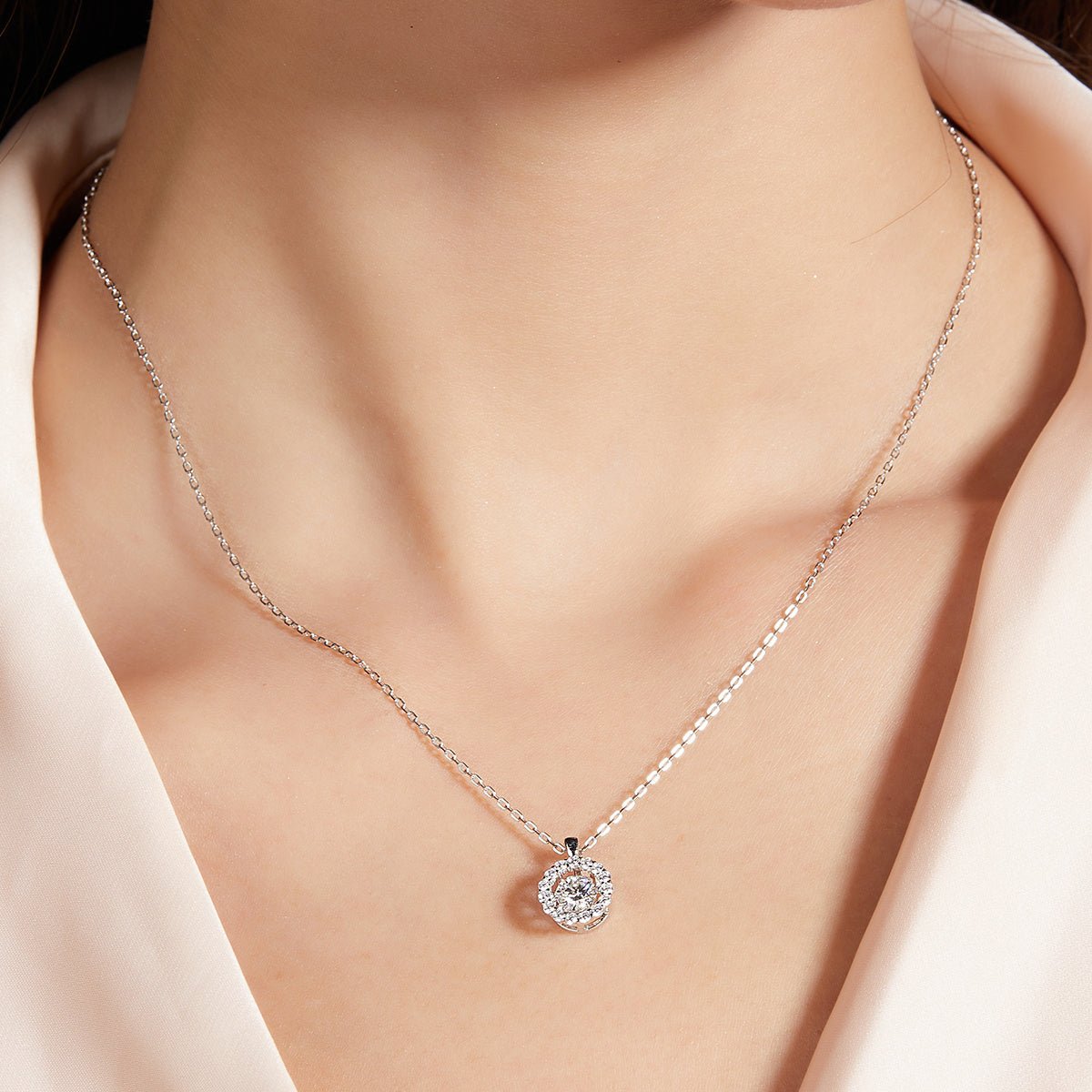 Collier Halo Moissanite 0,5ct Couleur D VVS1 en Argent Sterling S925 Plaqué Platine 45cm Boîte Cadeau Certifiée GRA - IVOIRART.COM