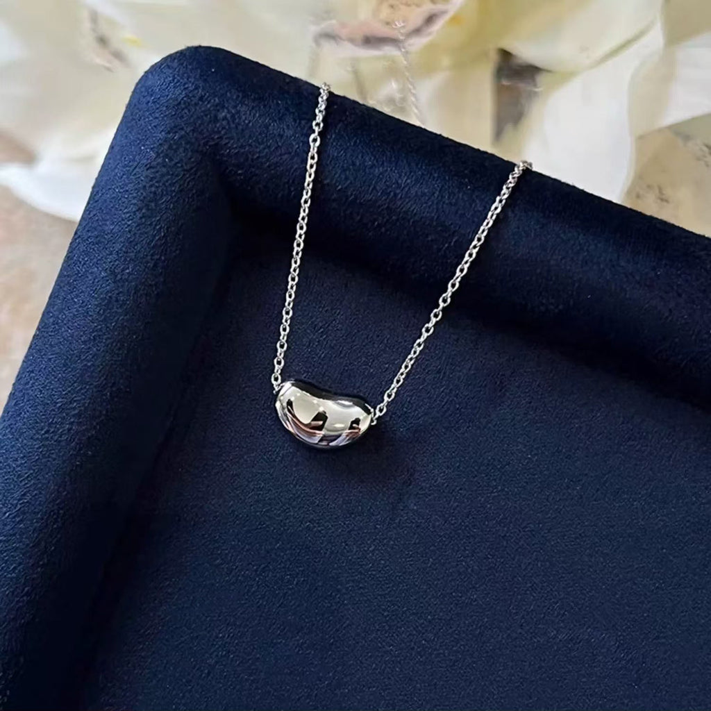 Collier haricot d'acacia en argent massif S925 pour femmes, chaîne minimaliste style clavicule, bijou au design unique et luxueux - IVOIRART.COM