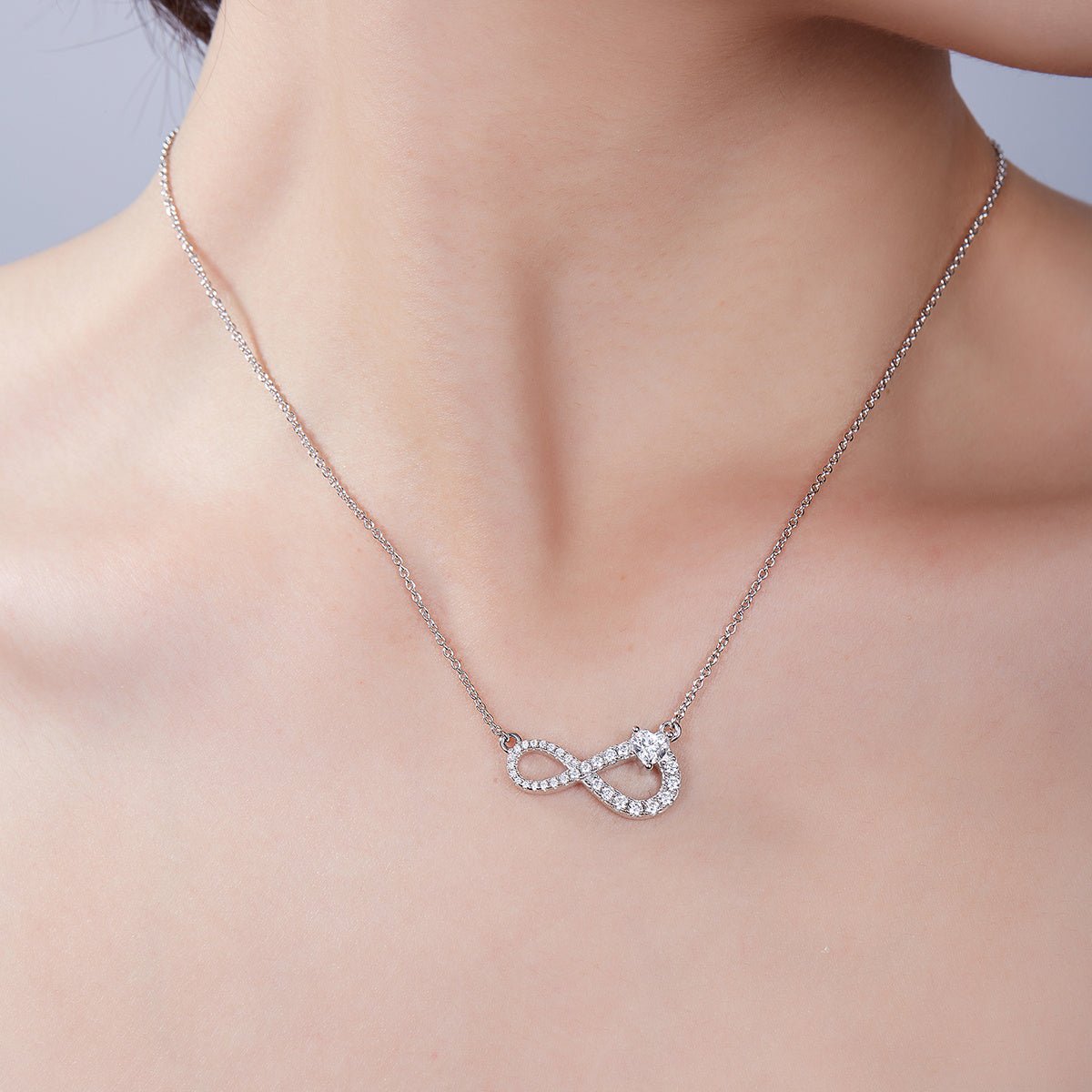 Collier Infini 45cm en Argent Sterling S925 3,9g avec 29 Pierres Moissanite Pavé - IVOIRART.COM