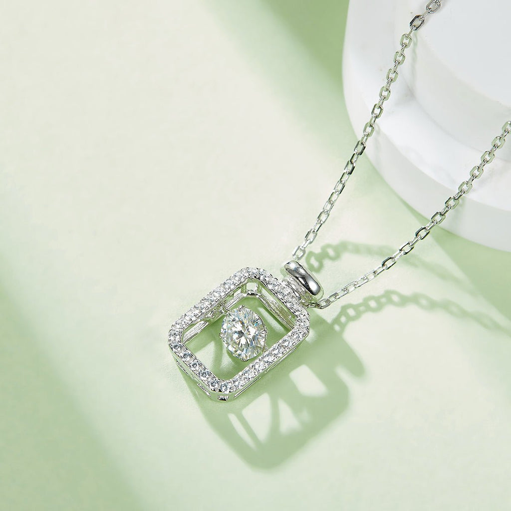 Collier Moissanite Rectangle 0,5 ct en Argent Sterling S925, 45 cm, Plaqué Platine, Bordure Pavée, Certifié GRA, Coffret Cadeau - IVOIRART.COM