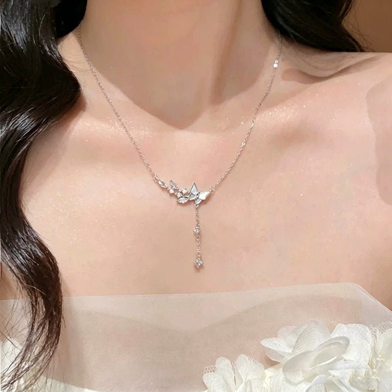 Collier Papillon Argent 999 Avec Pompon & Coquille Blanche, Chaîne Luxe Style Forêt, Cadeau Pour Petite Amie et Meilleure Amie - IVOIRART.COM