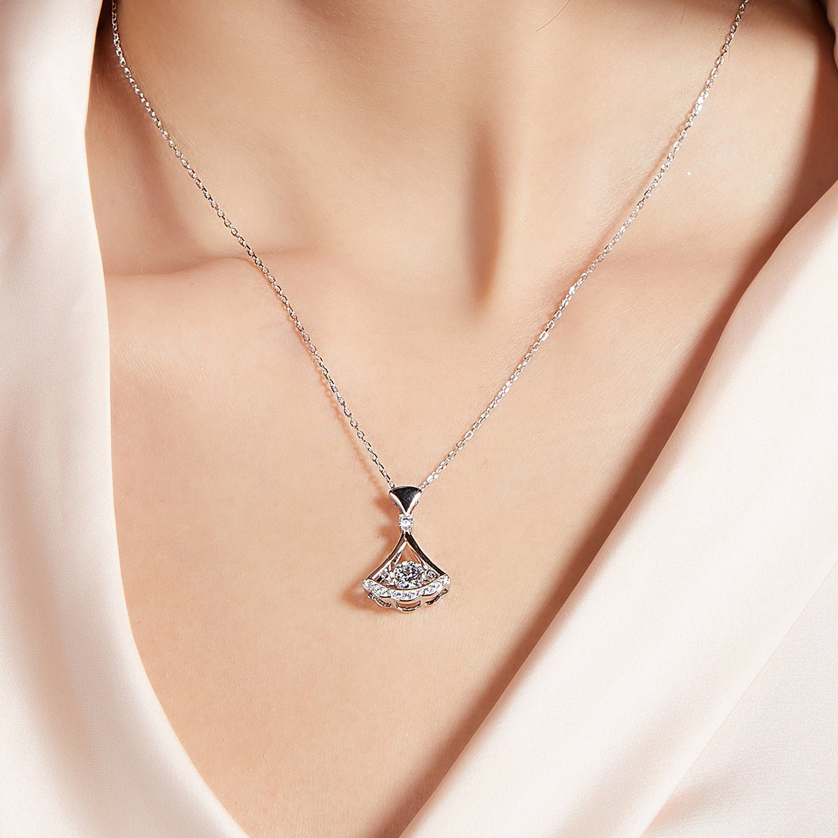 Collier pendentif éventail en argent sterling S925 0,5 ct Moissanite D VVS1, plaqué platine, chaîne 45 cm, boîte cadeau certifiée GRA - IVOIRART.COM