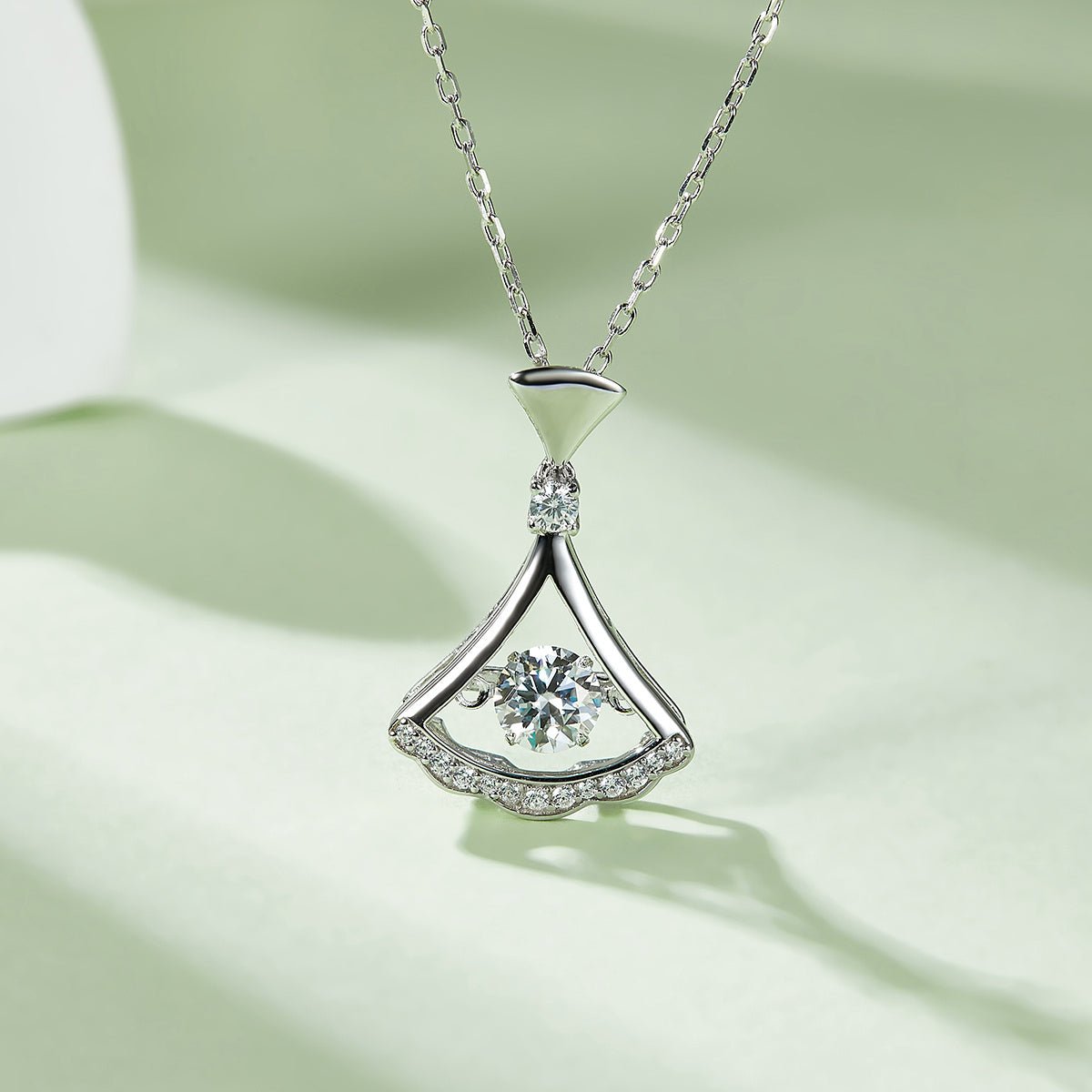 Collier pendentif éventail en argent sterling S925 0,5 ct Moissanite D VVS1, plaqué platine, chaîne 45 cm, boîte cadeau certifiée GRA - IVOIRART.COM