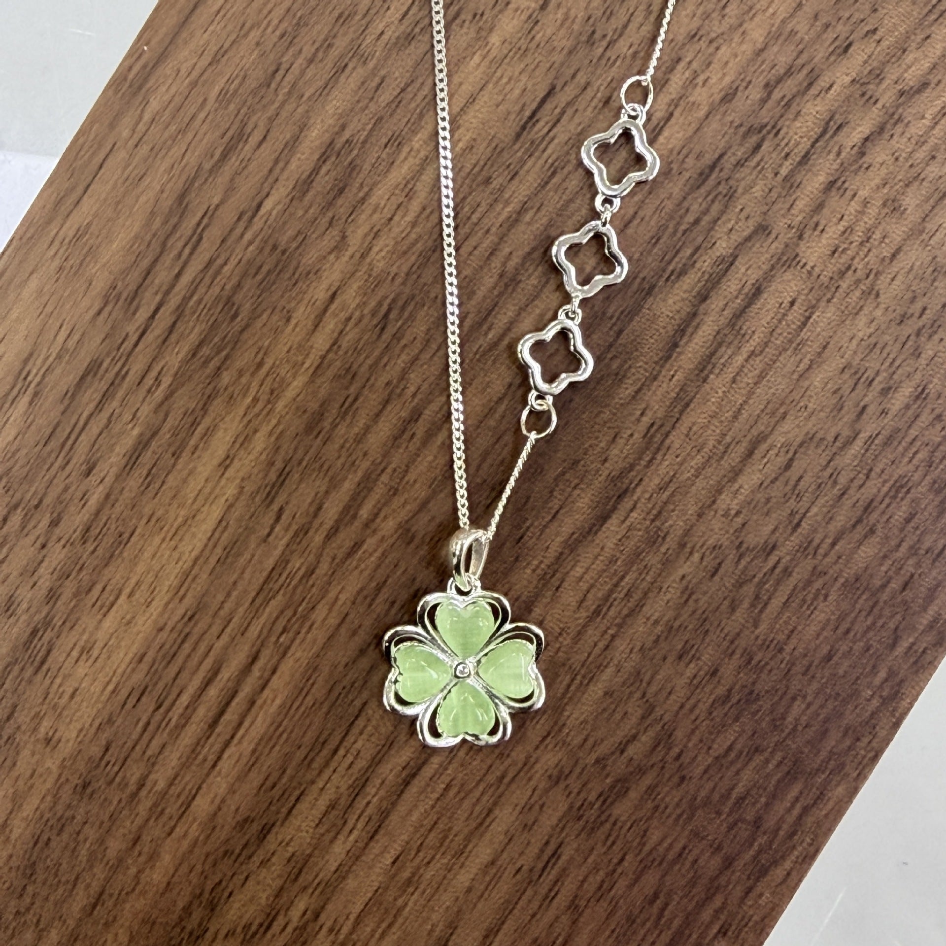 Collier pour femmes en argent sterling S999 avec pierre œil de chat, chaîne élégante polyvalente pour la clavicule - IVOIRART.COM