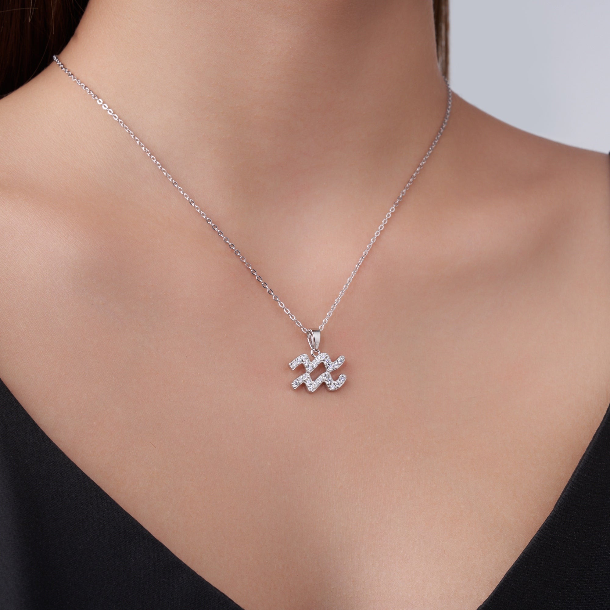 Collier Verseau en argent sterling S925 avec moissanite D couleur VVS1, pendentif plaqué platine 3,8g, bijou astrologie avec certificat GRA, coffret cadeau idéal - IVOIRART.COM