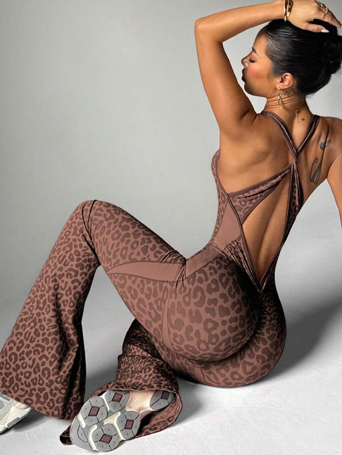 Combinaison une-pièce yoga léopard femme dos croisé seamless sport&fitness-pro21 - IVOIRART.COM