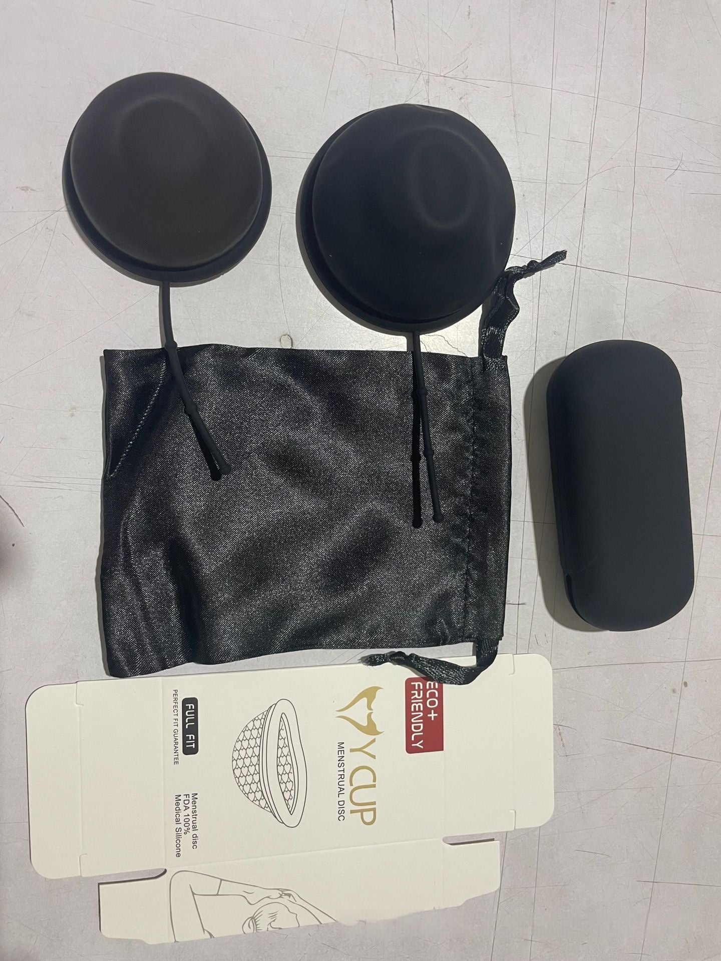 Coupe menstruelle en silicone forme cœur avec sac et boîte pour femmes - IVOIRART.COM