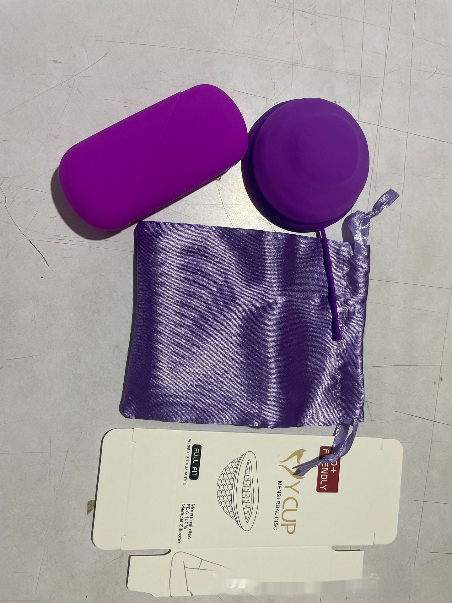 Coupe menstruelle en silicone forme cœur avec sac et boîte pour femmes - IVOIRART.COM