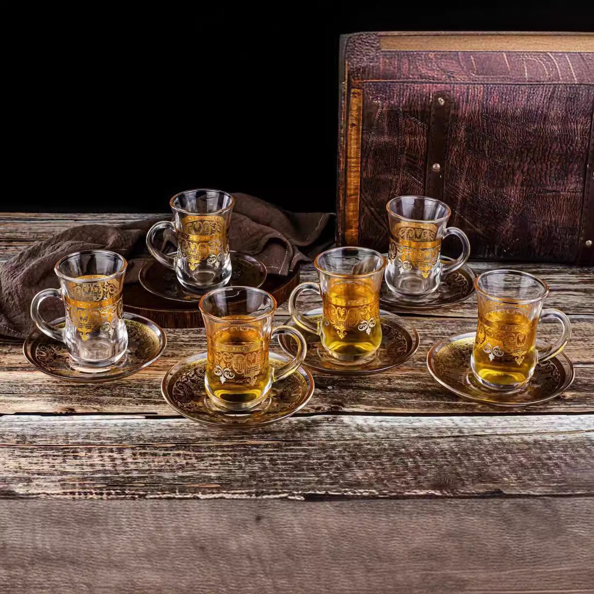 Creative Transparent Glass Gilding Embossed Flower Cup - IVOIRART.COM
