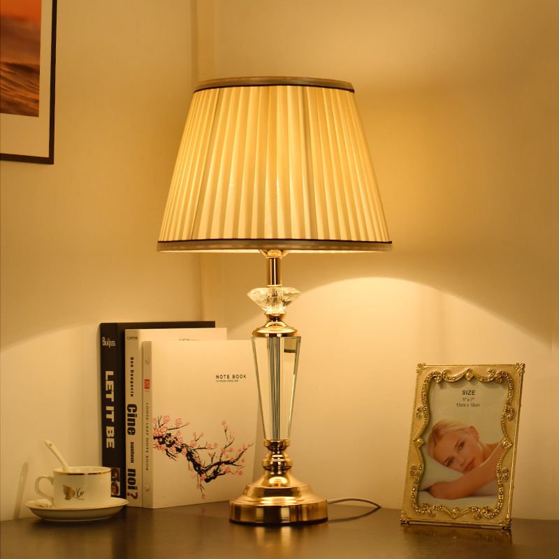 Crystal Table LampDesk Bedside Lamp LED Modern Home - IVOIRART.COM