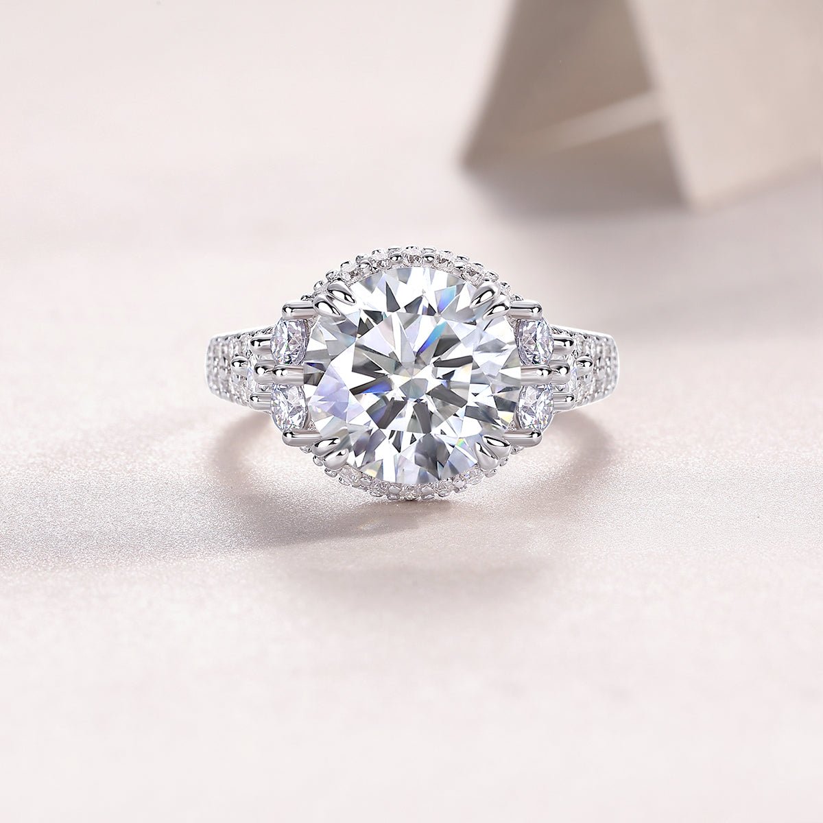 Dance Youth - A 5-carat S925 Silver Diamond Wedding Ring Set With Top-quality Moissanite And Platinum Plating. The Ring Can Be Inspected With A Diamond Pen - IVOIRART.COM