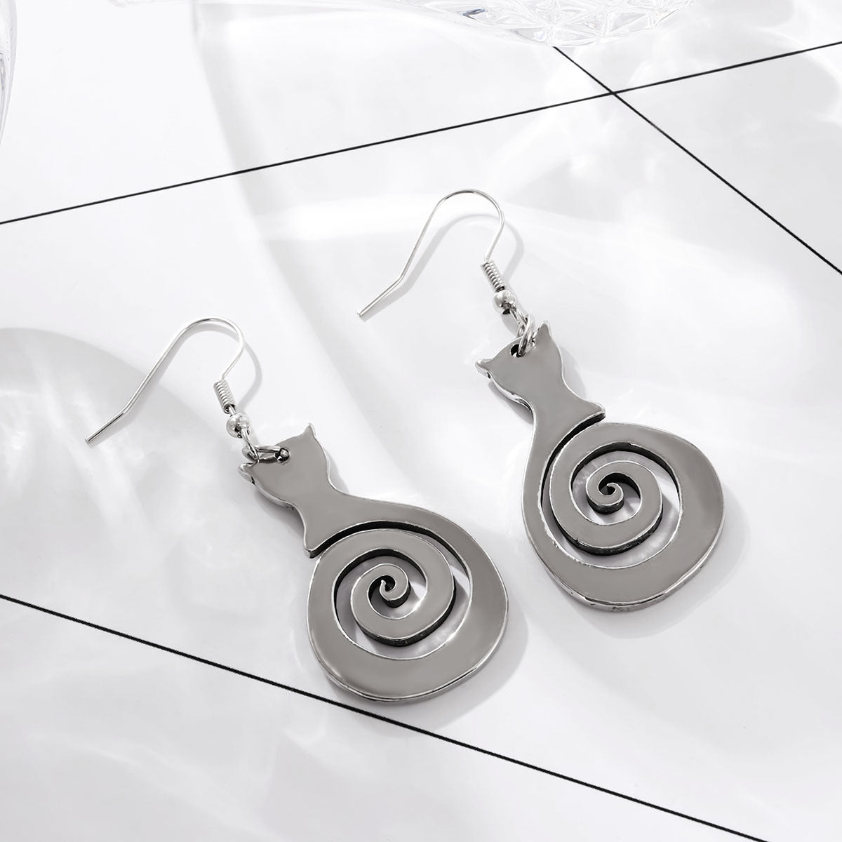 Retro Simple Jewelry Geometric Vortex Earrings Eardrops