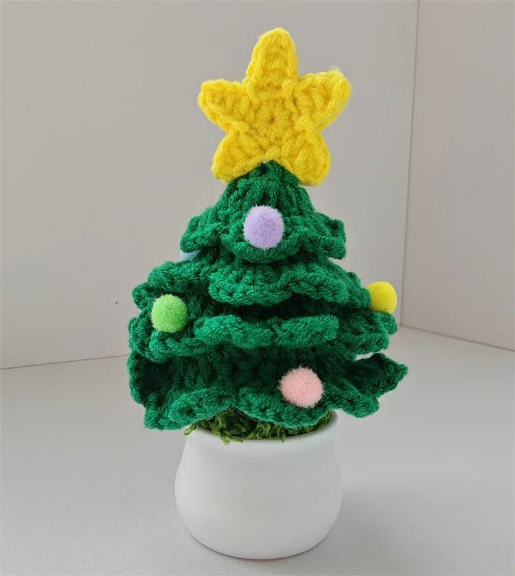 Décoration de bureau artisanale en laine crochetée en forme d'arbre de Noël - IVOIRART.COM