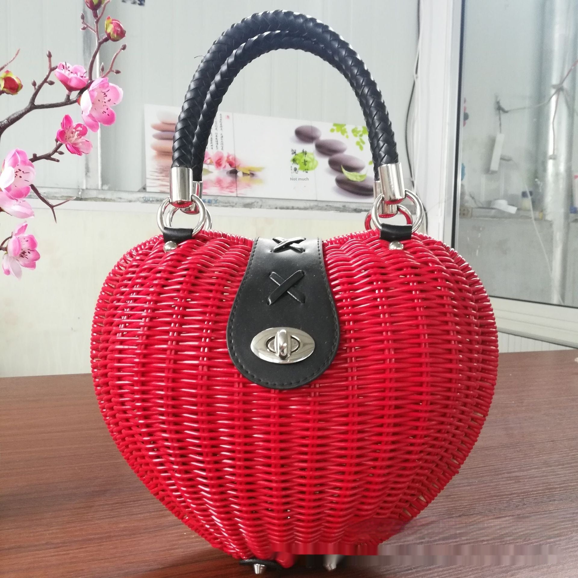 Sac à Pompons Tissé Plage Décontracté pour Femme en Forme de Cœur