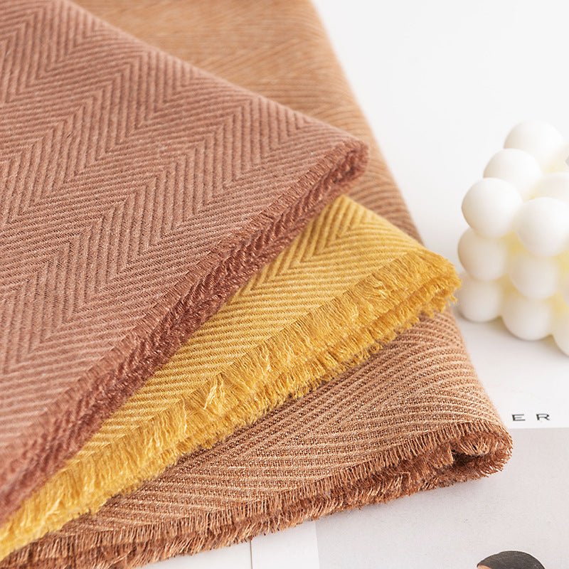 Écharpe à motif chevrons monochrome en cachemire artificiel pour femme, style simple et décontracté, châle chaud avec franges - IVOIRART.COM