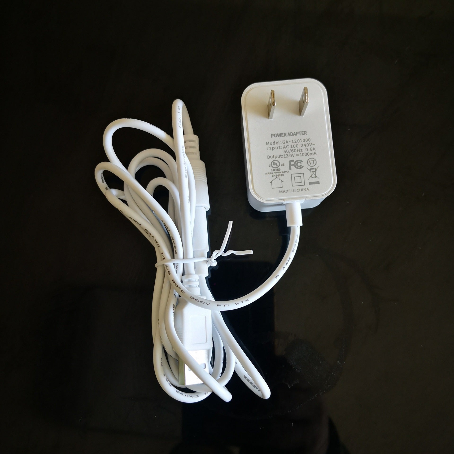 Éclairage modulaire triangulaire libre à LED pour décoration avec connexion libre - IVOIRART.COM