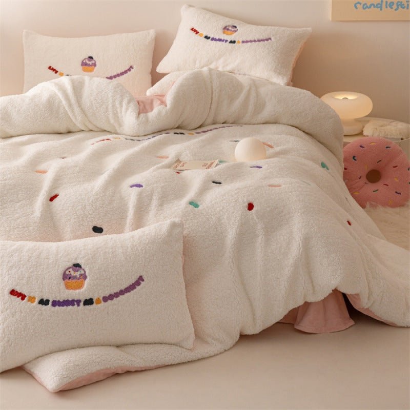 Ensemble 4 pièces couvre-lit alpaga épaissi fibres de lait broderie, tissu lourd - IVOIRART.COM