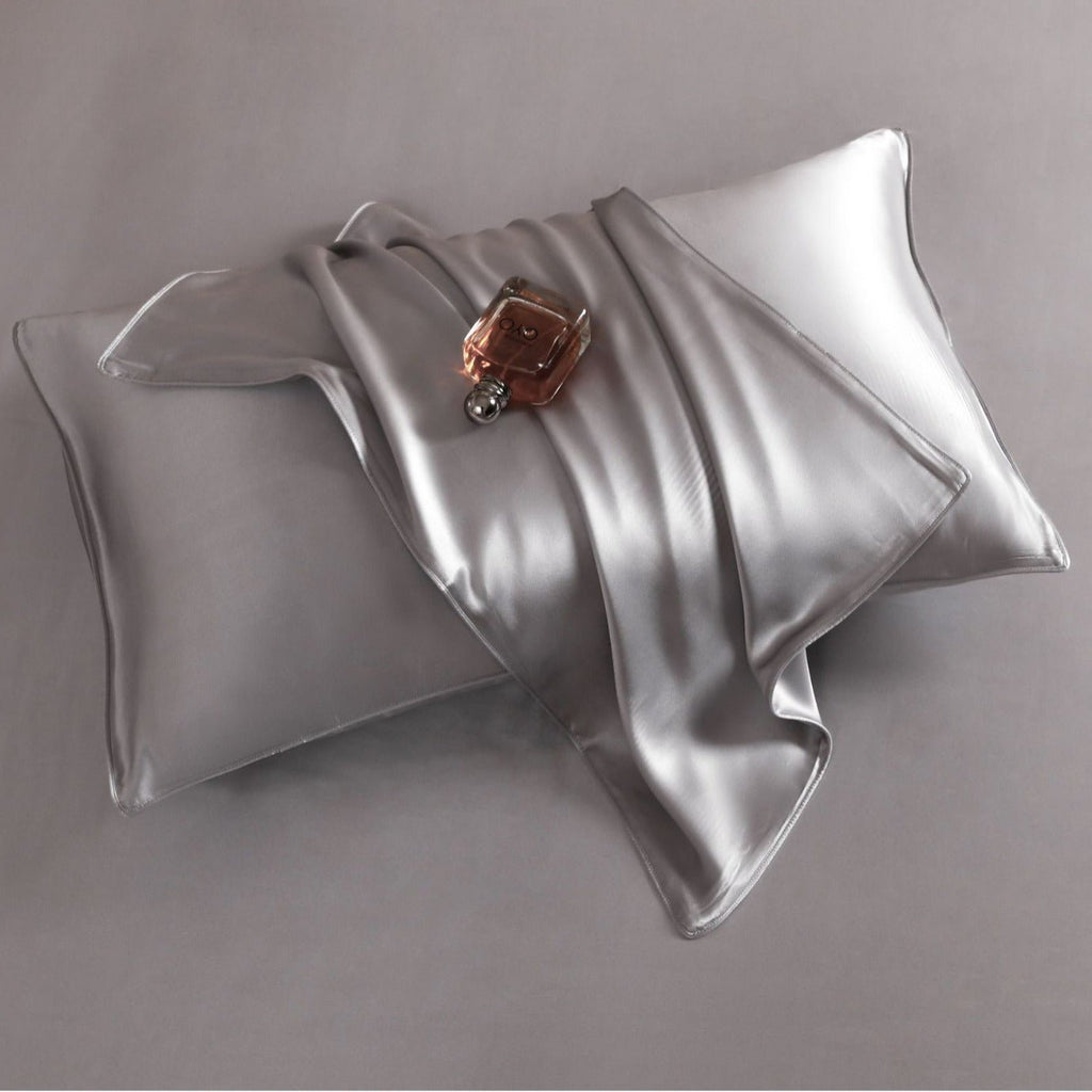 Ensemble de Literie Quatre Pièces en Soie 22 Mommes Luxe Léger et Élégant - IVOIRART.COM