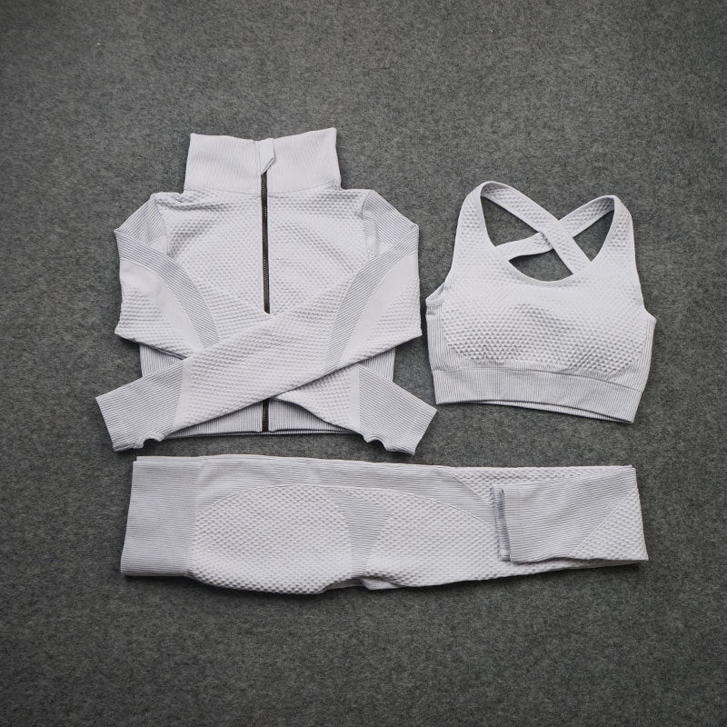 Ensemble de sport stretch trois pièces pour fitness et yoga – pantalon et haut ajustés - IVOIRART.COM