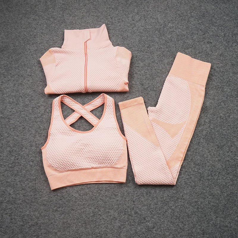 Ensemble de sport stretch trois pièces pour fitness et yoga – pantalon et haut ajustés - IVOIRART.COM