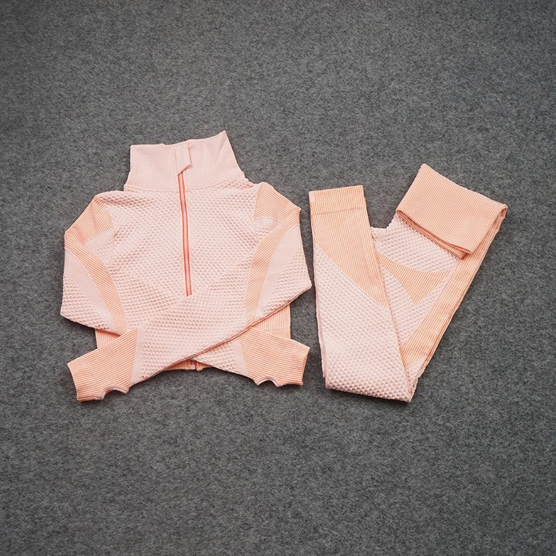 Ensemble de sport stretch trois pièces pour fitness et yoga – pantalon et haut ajustés - IVOIRART.COM