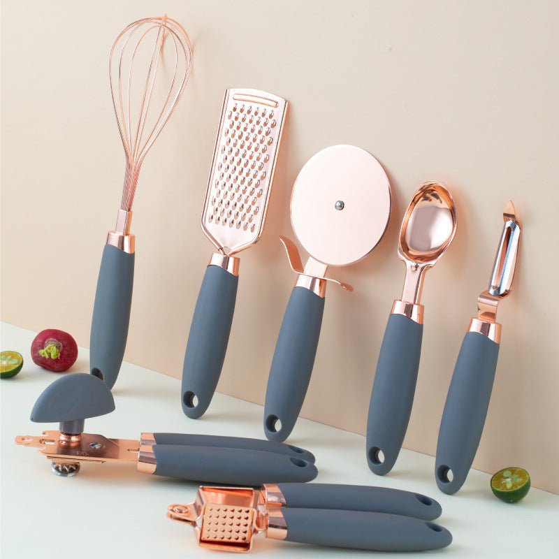 Ensemble d’éplucheurs ménagers pour cuisine avec finition cuivre plaqué élégant - IVOIRART.COM