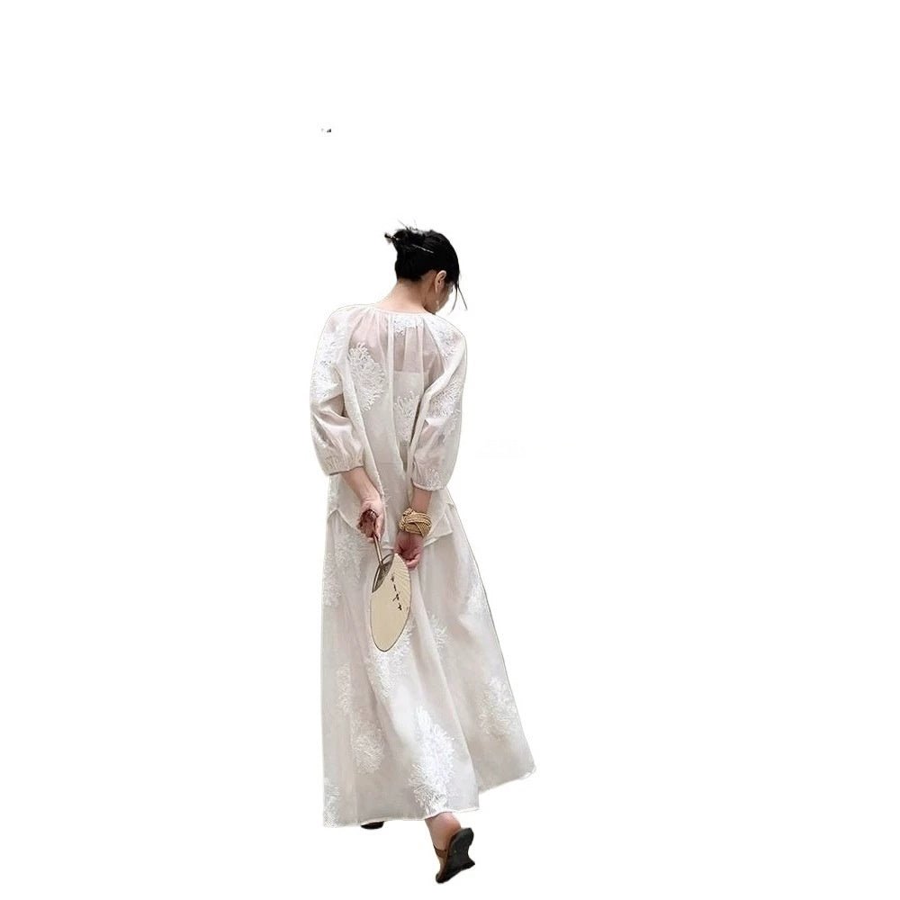 Ensemble deux-pièces traditionnel chinois avec haut et jupe brodés à nœud papillon - IVOIRART.COM
