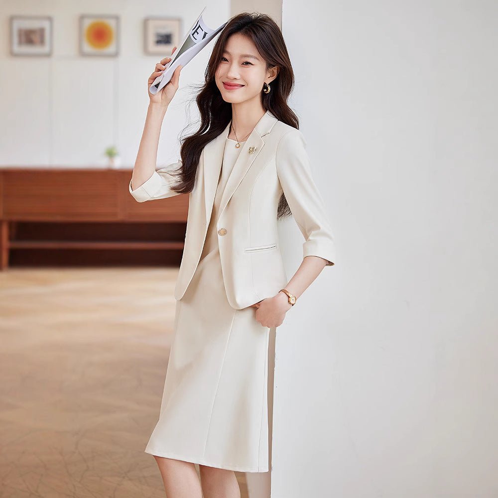 Ensemble tailleur professionnel neuf pour femme, idéal pour déplacement quotidien - IVOIRART.COM