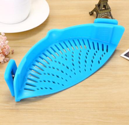 Entonnoir créatif en silicone avec clip pour casseroles, poêles et bols, passoire et égouttoir à riz, filtre à huile, adaptable à toutes tailles de casseroles - IVOIRART.COM
