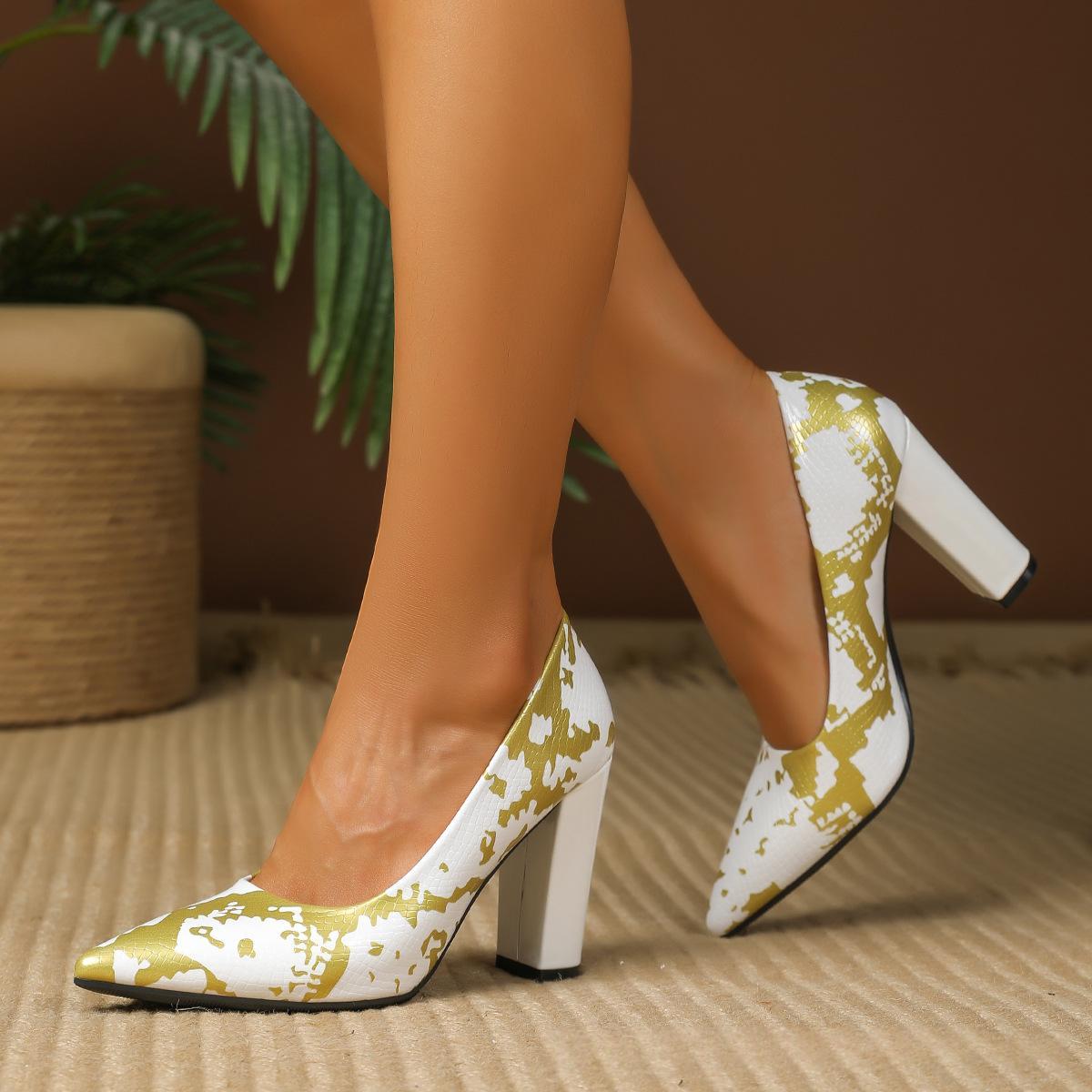 Escarpins femme décolleté bas imprimés aléatoires talons carrés 8 cm colorés mix - IVOIRART.COM