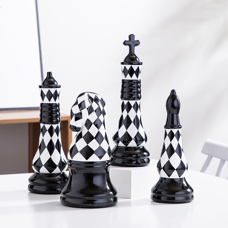 European Ceramic Black And White Lattice Chess Ornaments - IVOIRART.COM