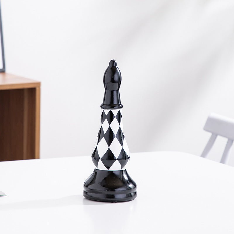 European Ceramic Black And White Lattice Chess Ornaments - IVOIRART.COM