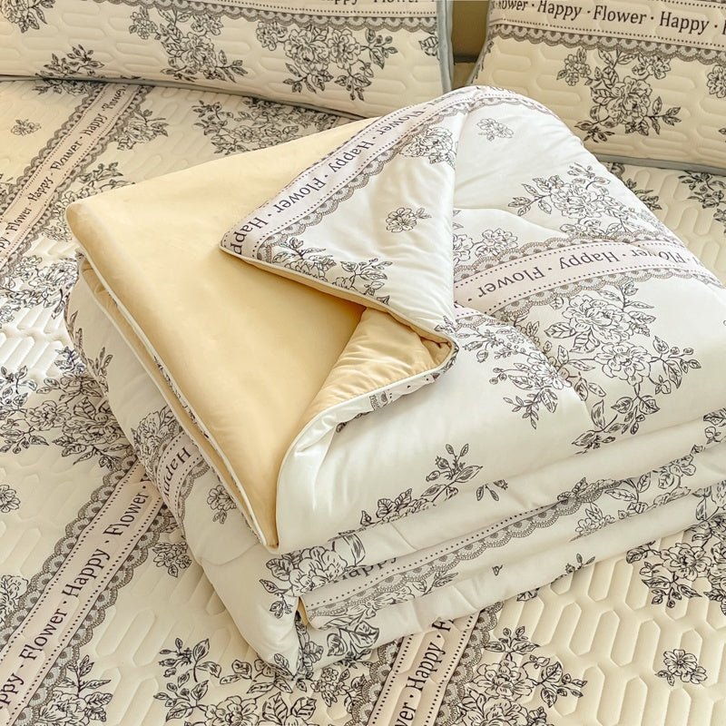 Fresh And Airy Cooling Ice-silk Summer Quilt Air-conditioning - IVOIRART.COM