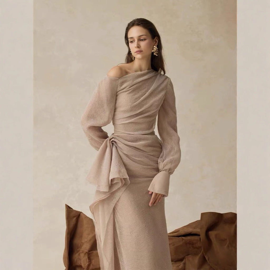 Gentle-style Pleated Long-sleeve Waist-cinching Off-shoulder Gown With Pleats In A Ladylike Aesthetic - IVOIRART.COM