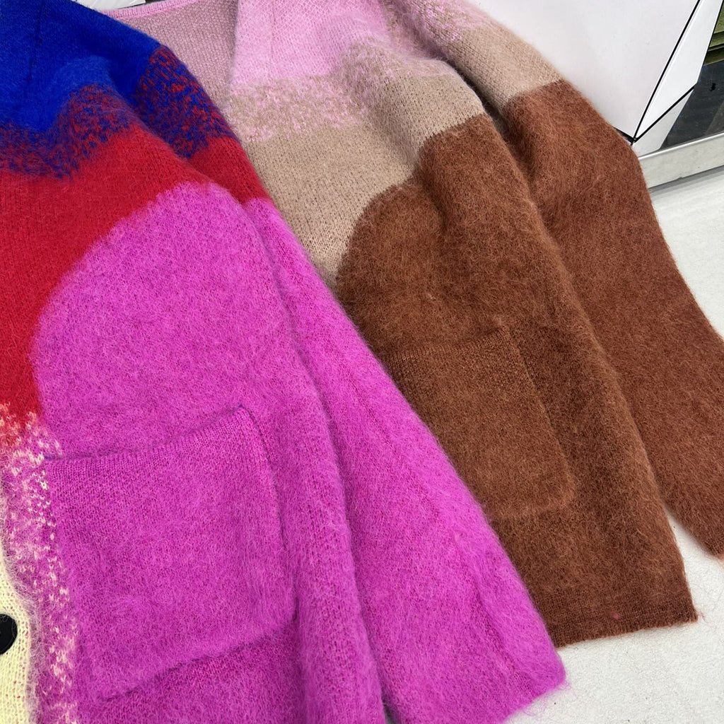 Gilet mohair dégradé col V tricoté pour femme — style cardigan doux et chic luxe - IVOIRART.COM