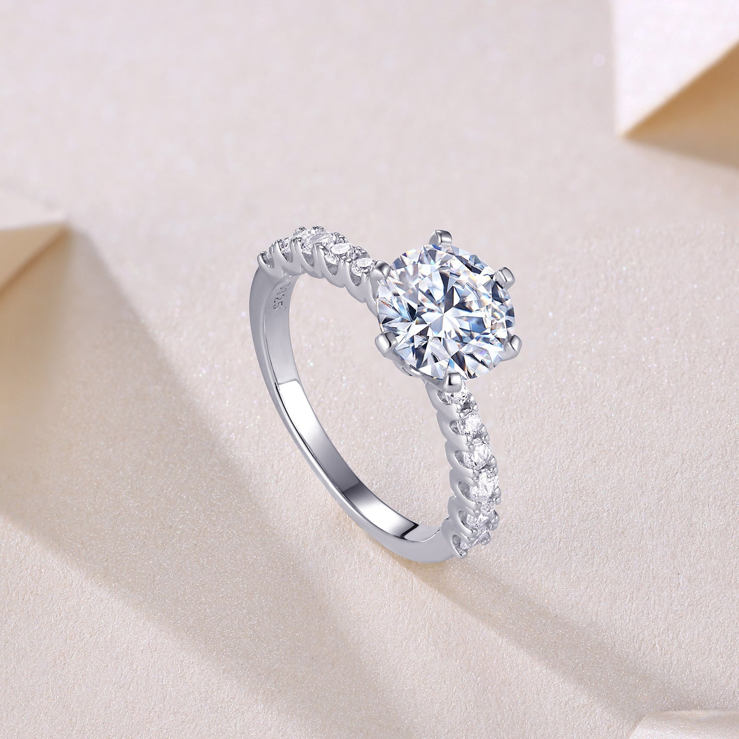 Goddess's Blessing - A Wedding Ring Set With 2-carat Top-quality Moissanite S925 Silver And Platinum-plated Diamond. The Ring Can Be Inspected With A Diamond Pen - IVOIRART.COM