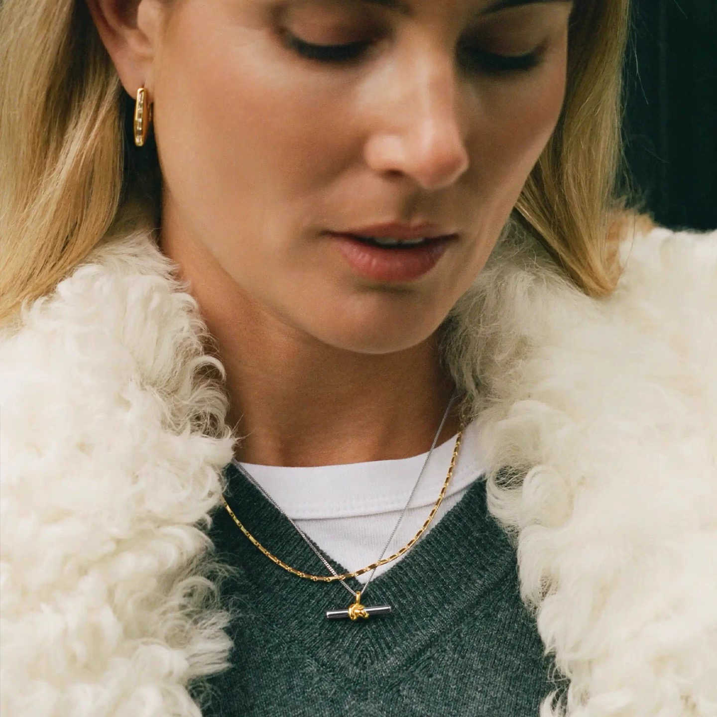 Gold And Silver Double T-shaped Horizontal Necklace - IVOIRART.COM